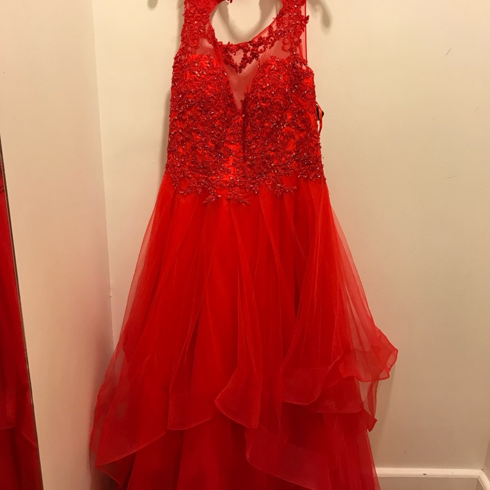Women’s red sleeveless prom dress